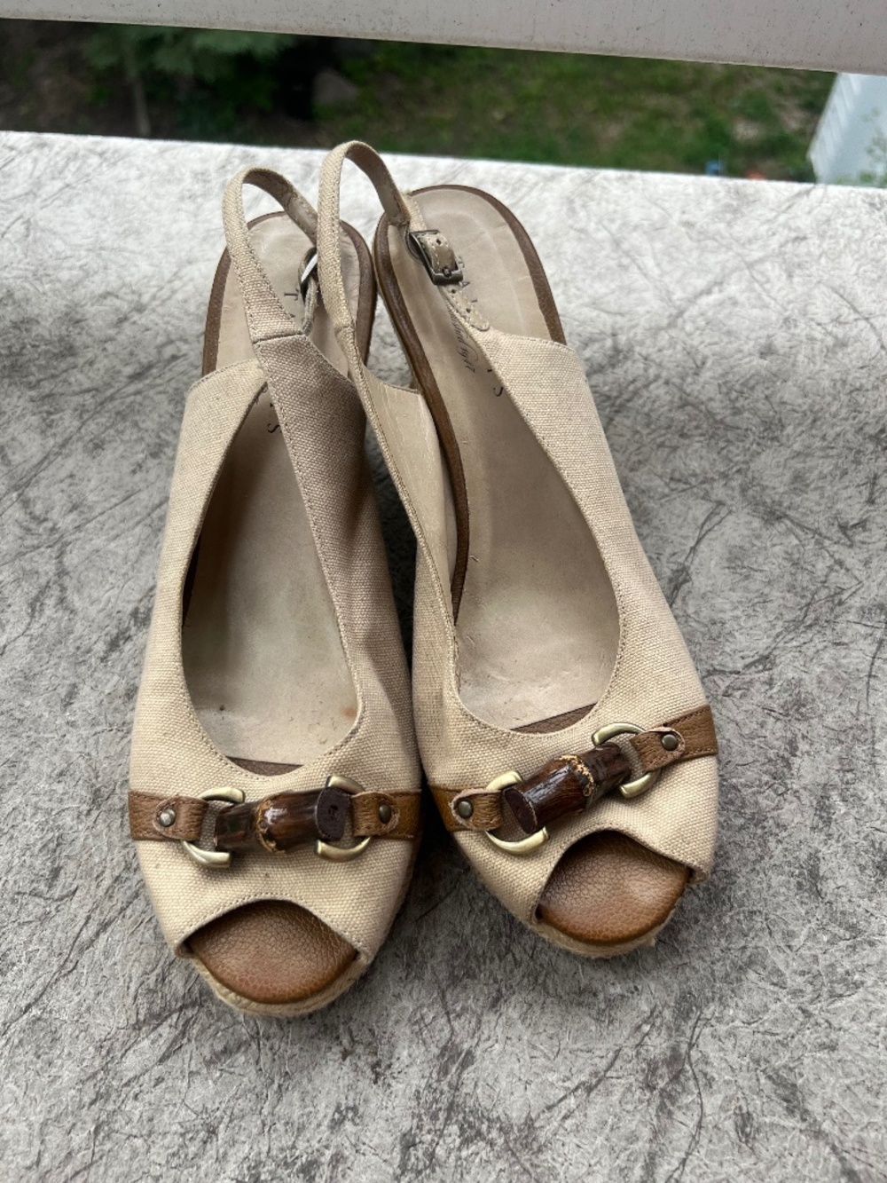 Talbots Beige Canvas Peep Toe Espadrille Wedge Sandals 9 Bamboo Trim